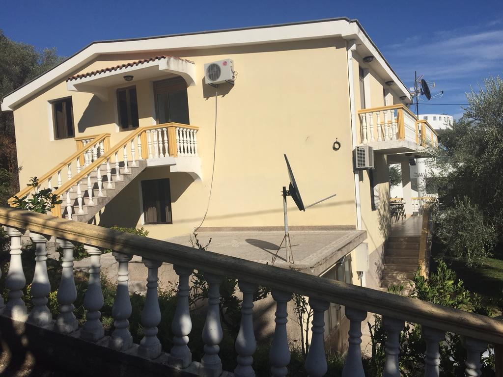 Apartment Spuza Ulcinj Buitenkant foto